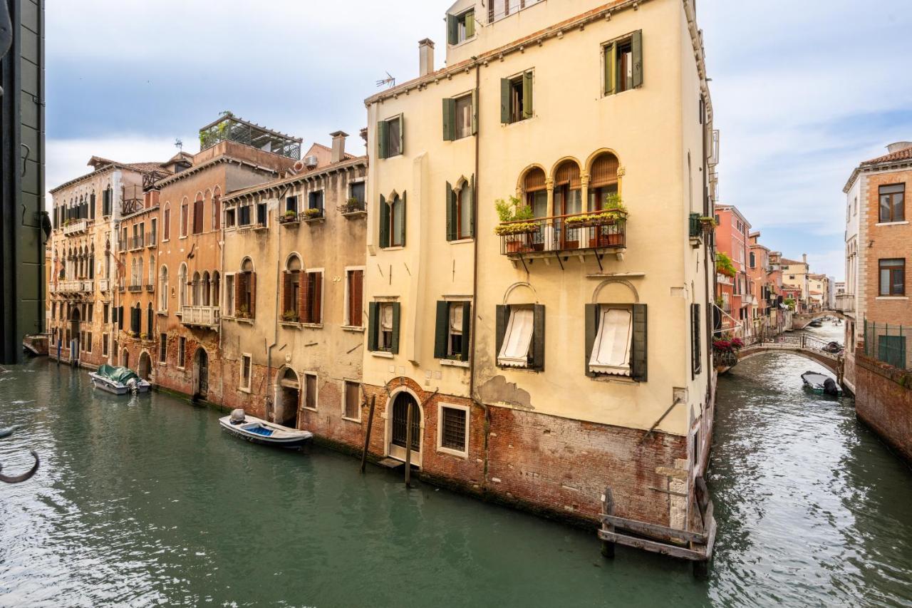 Palazzo Borgoloco Lägenhet Venedig Exteriör bild